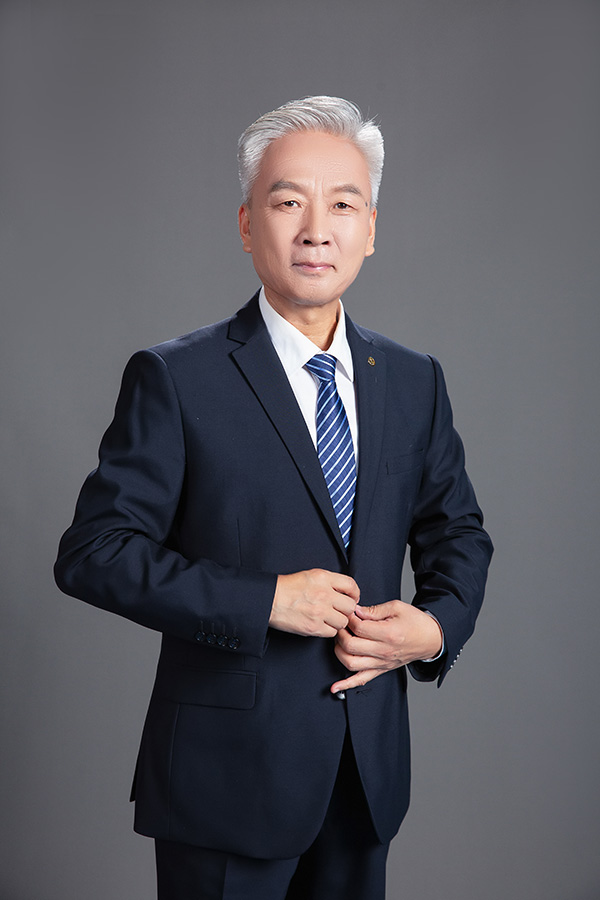 李法青