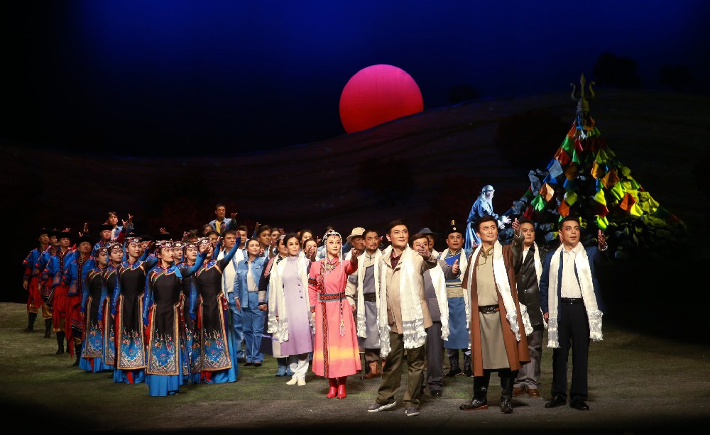 大型现代吕剧《长调悠悠》礼赞民族团结 滨州首演绽放艺术华彩